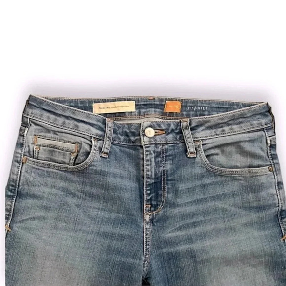 Pilcro Anthropologie Stet Distressed Slim Leg Ankle Length Jeans Women’s Size 29 - Picture 3 of 12